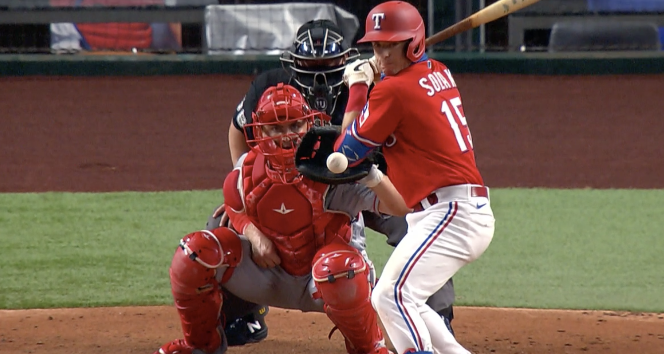 rangers-offense-a-gift-rangers-rounding-3rd